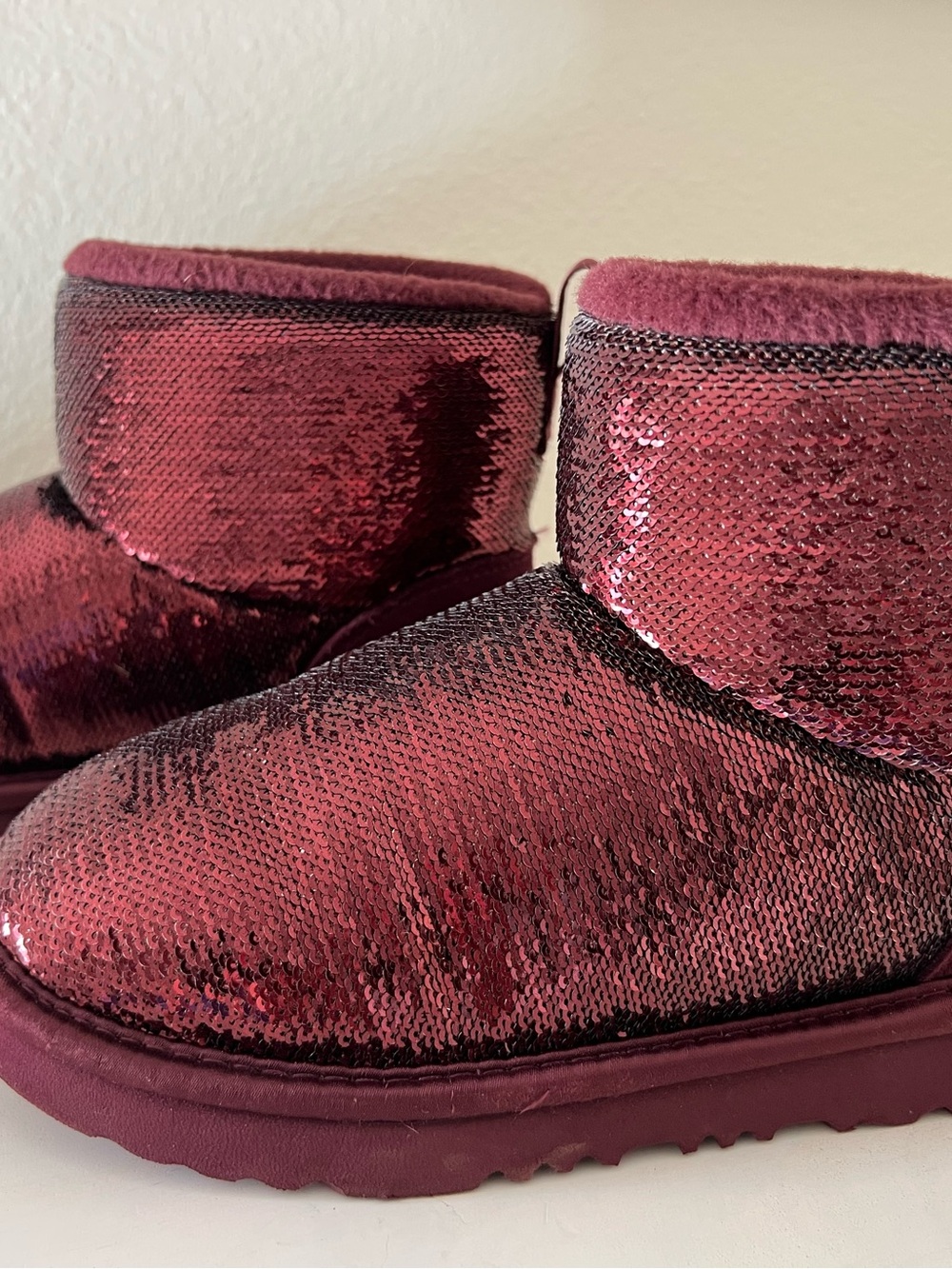 UGG Kids Sequin Ankle Boots in Deep burgundy